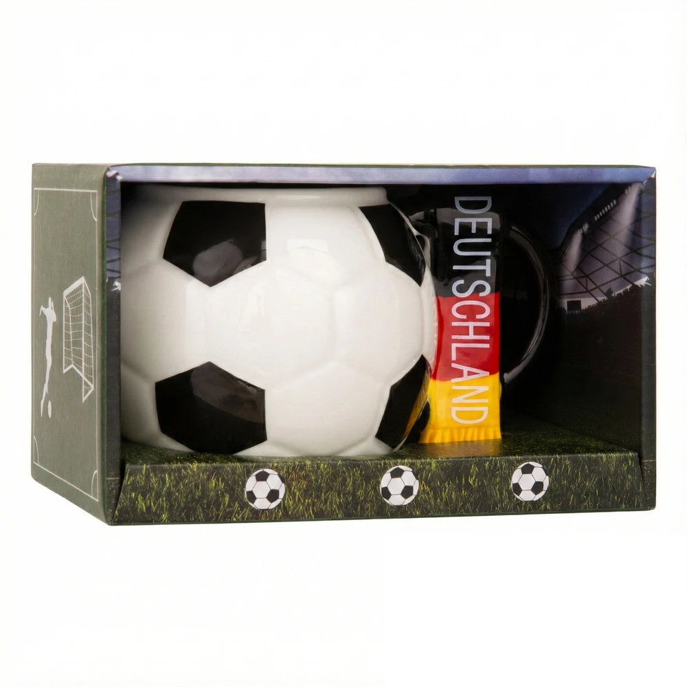 Sprintigo Didelis futbolo formos puodelis su 700 ml talpa ir silikonine padėkliuke