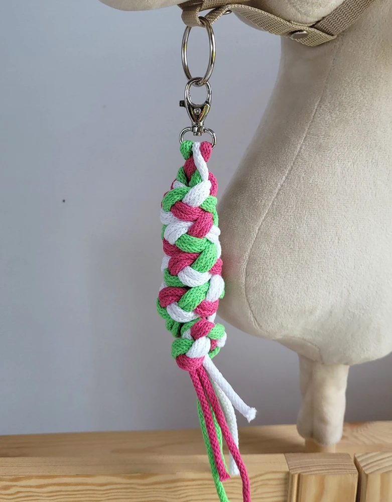 Super Hobby Horse Pavadėlis hobi arkliukui, dvigubas, tamsiai rožinis/šviesiai žalias/baltas