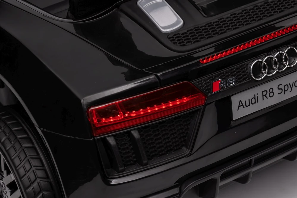 Elektromobilis Audi R8 Policja, Juodas