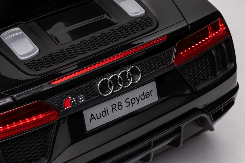 Elektromobilis Audi R8 Policja, Juodas