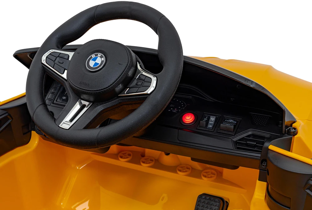 Triton Elektromobilis BMW M4, Geltona