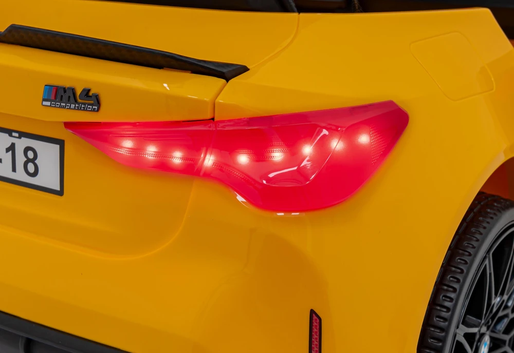 Triton Elektromobilis BMW M4, Geltona