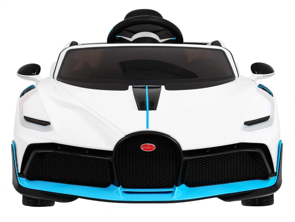 Ramiz Elektromobilis Bugatti Divo, Baltas