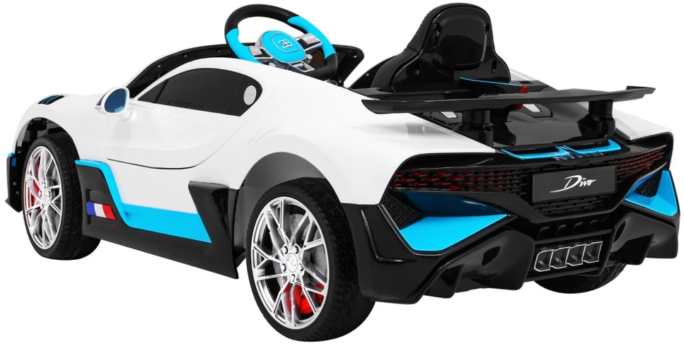 Ramiz Elektromobilis Bugatti Divo, Baltas