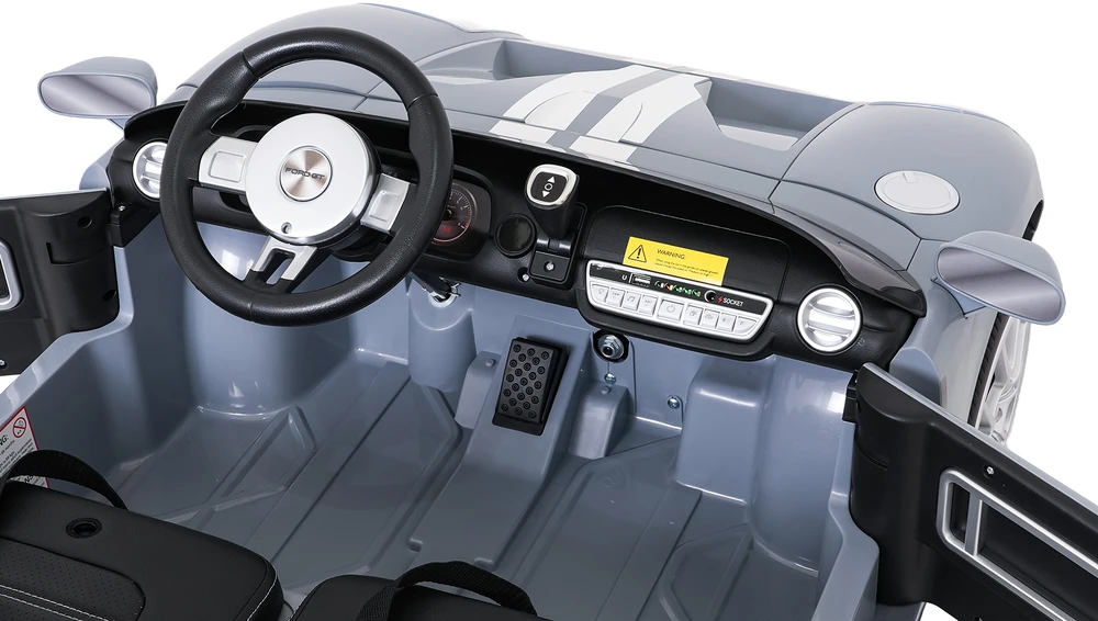 Elektromobilis Ford GT, Pilkas