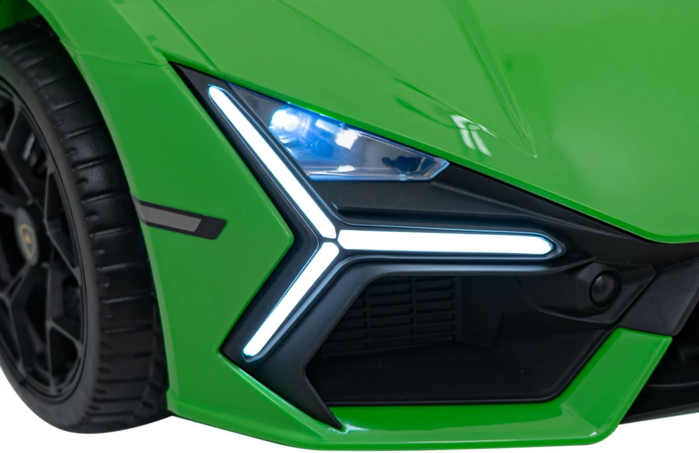 Ramiz Elektromobilis Lamborghini Revuelto, Žalias