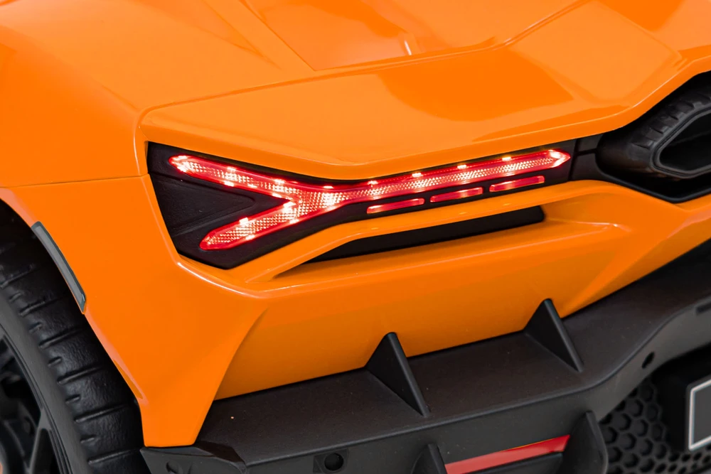 Oranžinis Elektromobilis Lamborghini Revuelto, Oranžinis