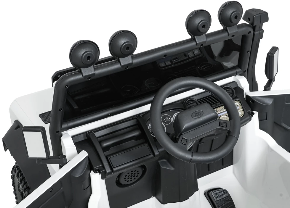 Elektromobilis Land Rover Defender 110 SVX Concept, Baltas