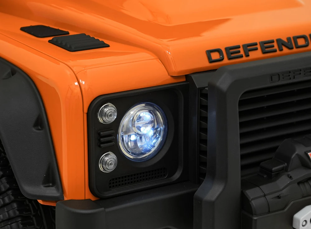 Elektromobilis Land Rover Defender 110 SVX Concept, Oranžinis