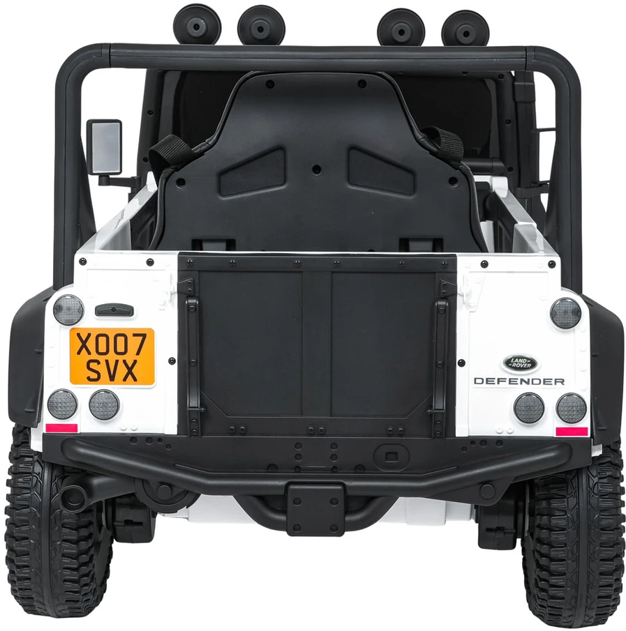 Elektromobilis Land Rover Defender 110 SVX Concept, Baltas