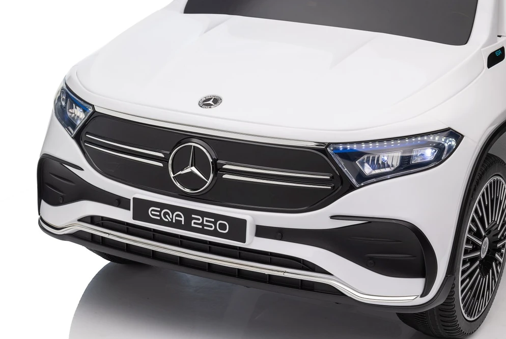 Ramiz Mercedes Benz EQA 250 Baltas