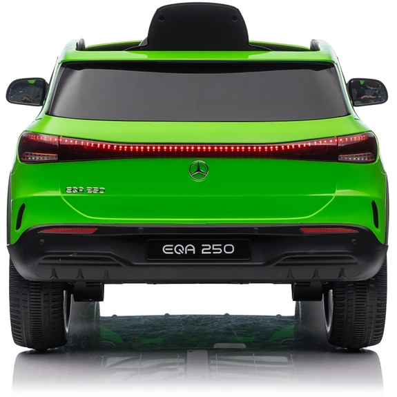 Elektromobilis Mercedes Benz EQA 250, Žalias