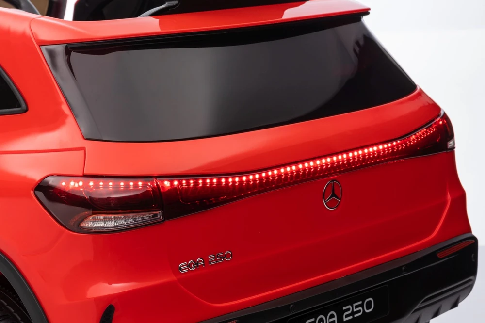 Powertec Važiuoklė Mercedes Benz EQA 250 Raudona