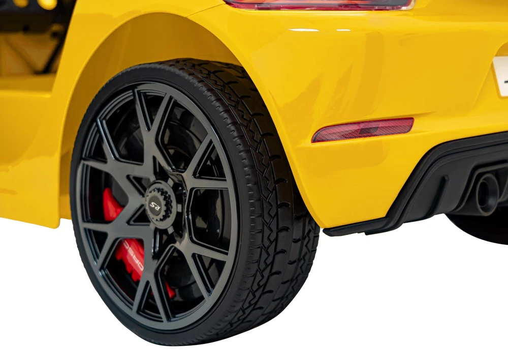 Roger Elektromobilis Porsche Spyder RS 718 geltonas