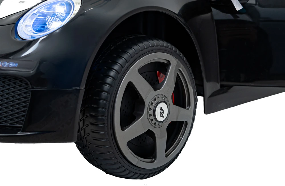 Elektromobilis RUF CTR3, Juodas