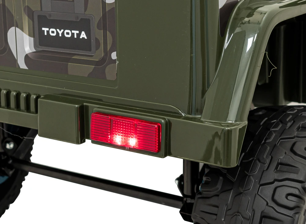 Elektromobilis Toyota FJ Cruiser 4x4, Moro