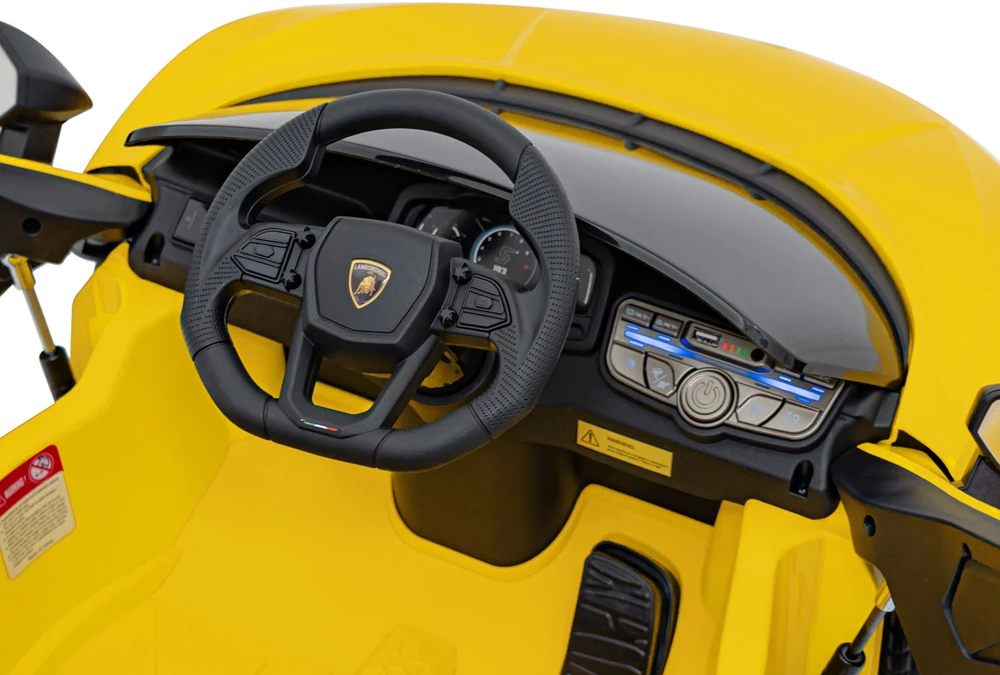 Elektromobilis Lamborghini Revuelto, Geltona
