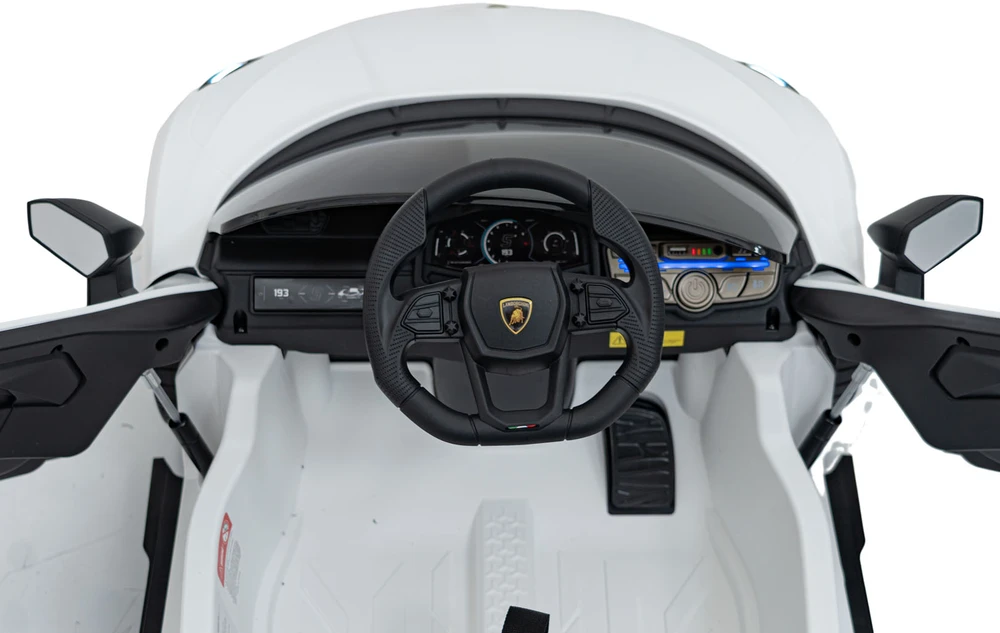 Elektromobilis Lamborghini Revuelto, Baltas