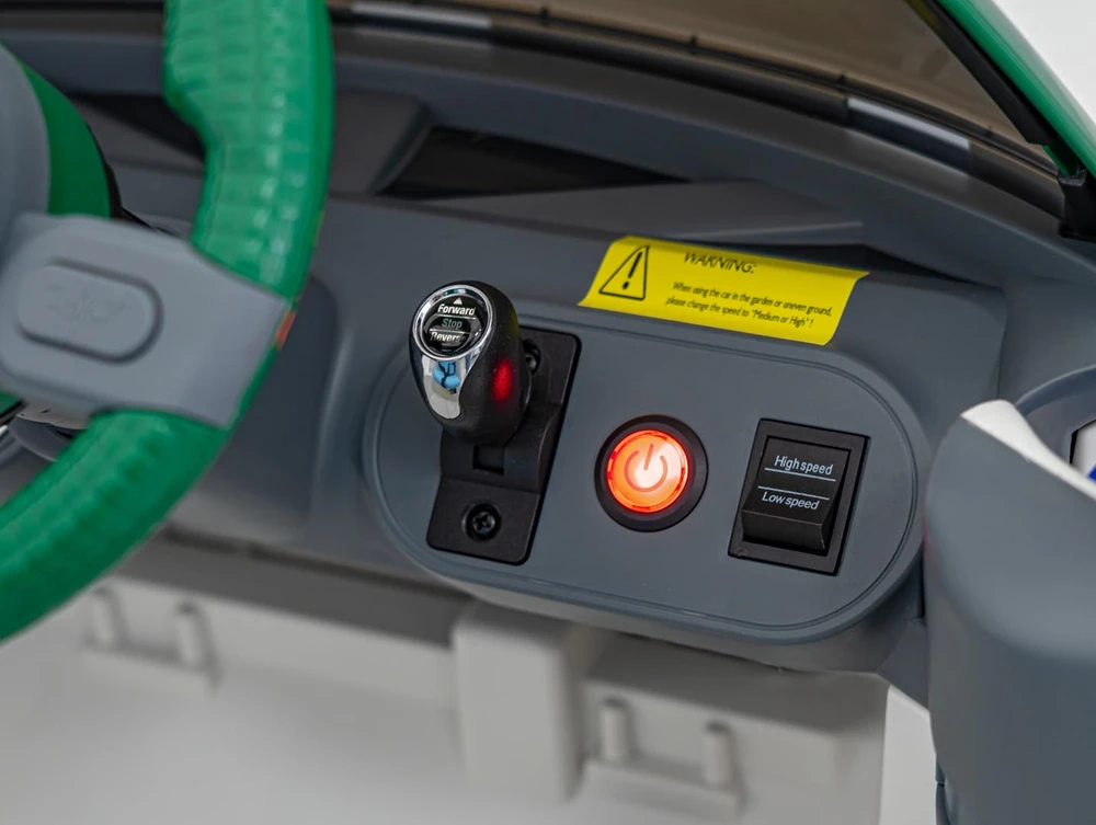 Elektromobilis Mini Concept Aceman, Baltas