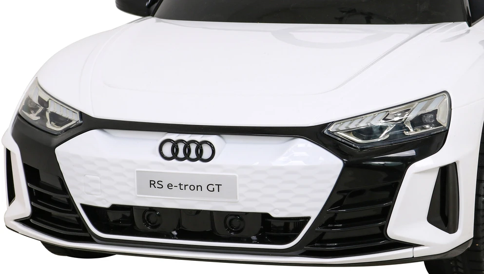 Ramiz Elektrinė mašina vaikams Audi RS E-Tron GT baltos spalvos