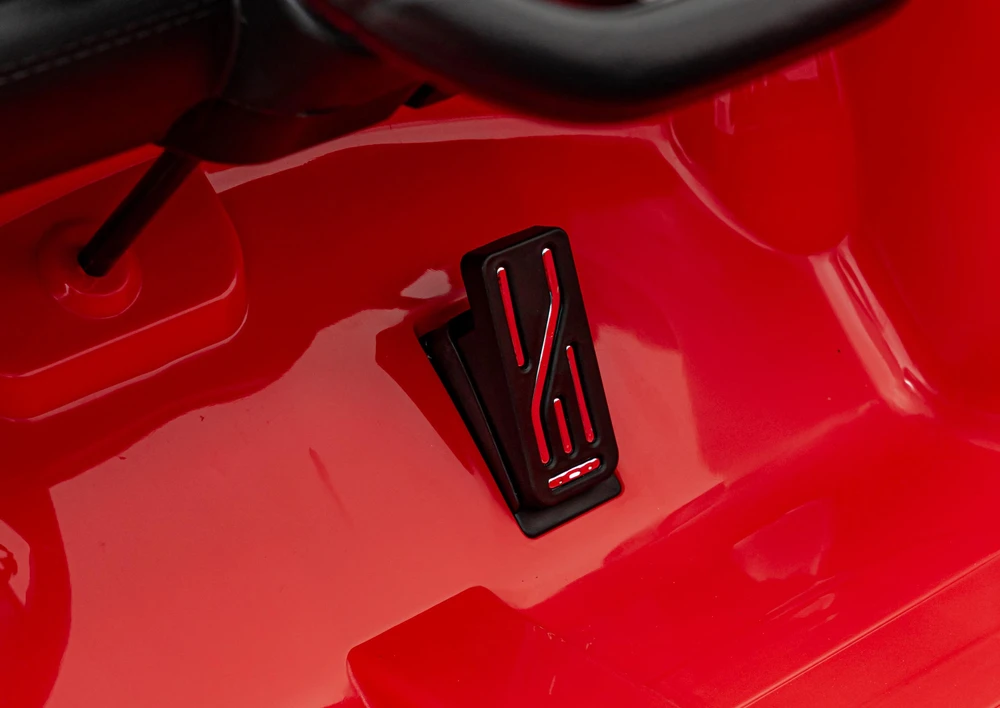 Triton Važiuoklė Mercedes Benz AMG SL63 Raudona