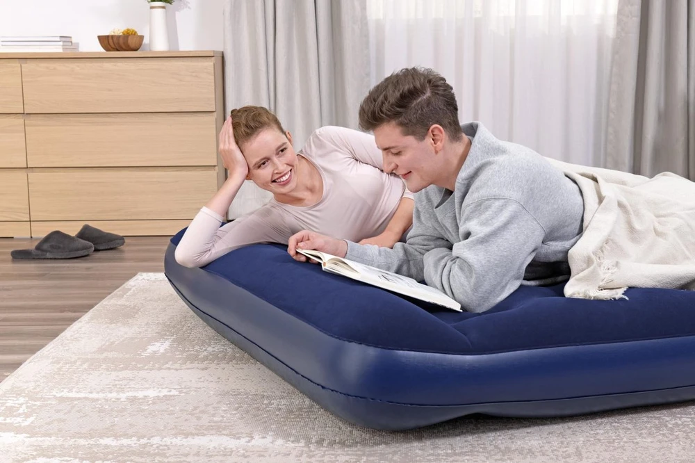 Bestway Air Mattress Queen pripučiamas čiužinys su įmontuota pompa 203x152 67226