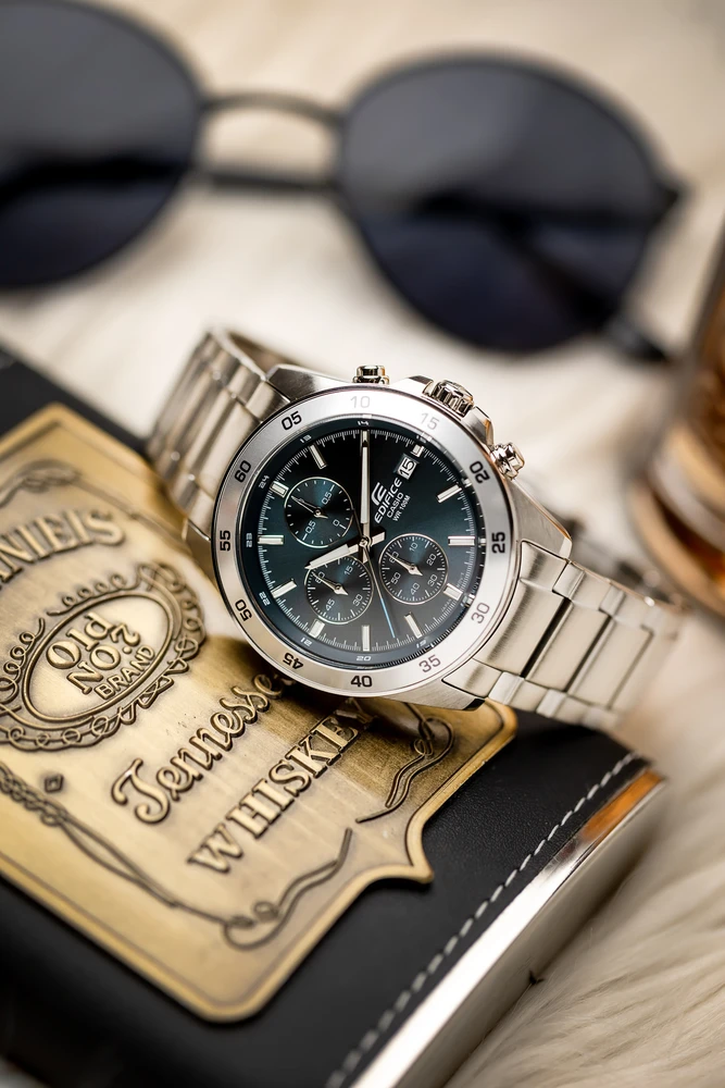 Laikrodis Casio Edifice EFR-526D-2AVUEF