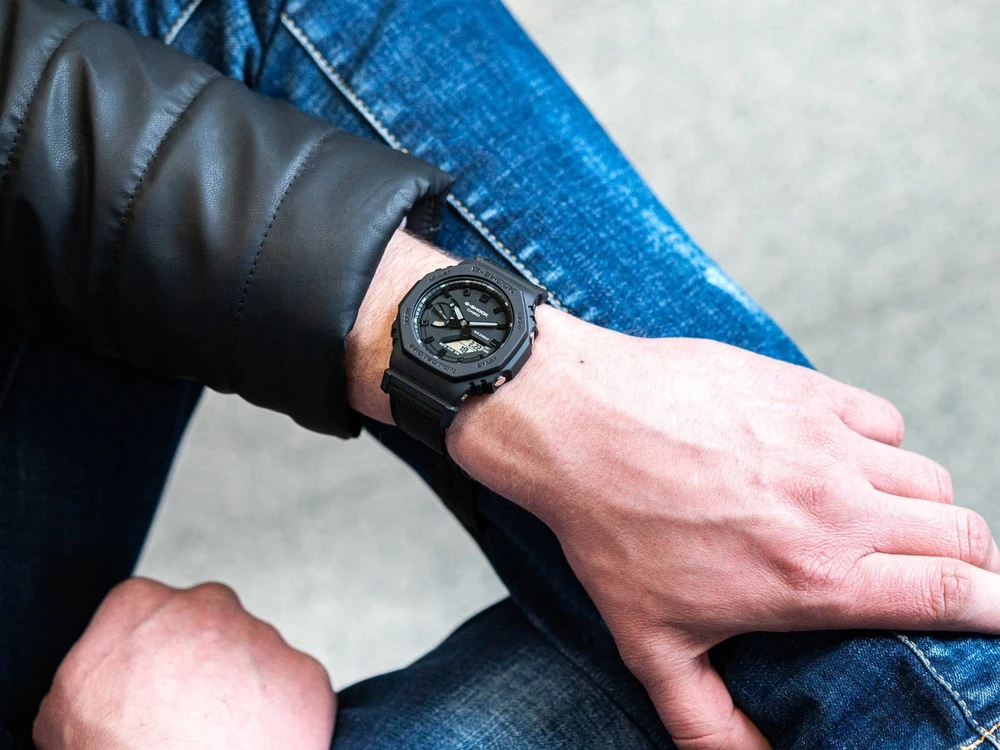 Laikrodis Casio G-SHOCK GA-2100BCE-1AER