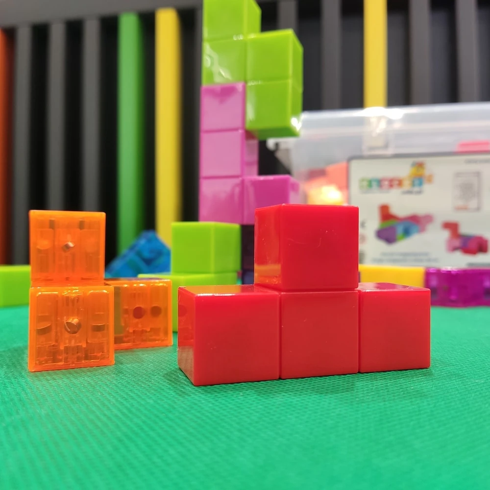 X Bida Magnetinis konstruktorius Magic Magnetic Cubes 56 el.
