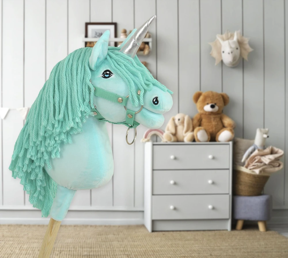 Super Hobby Horse Hobby Horse vienaragis ant lazdos mėtų spalvos su sidabriniu ragu