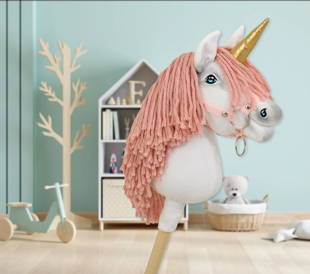 Super Hobby Horse Vienaragis ant lazdos Hobby Horse su rožine karčiene ir auksiniu ragu
