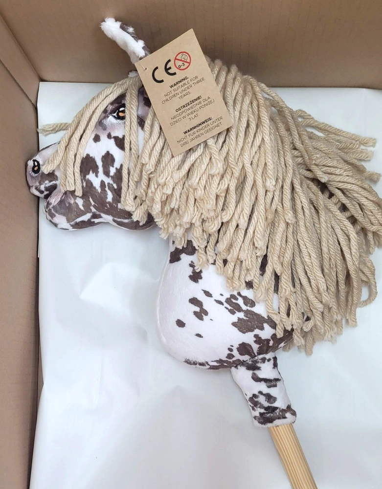 Super Hobby Horse Hobby Horse lazdelinis arkliukas su ruda leopardine spalva ir smėlio karčiais