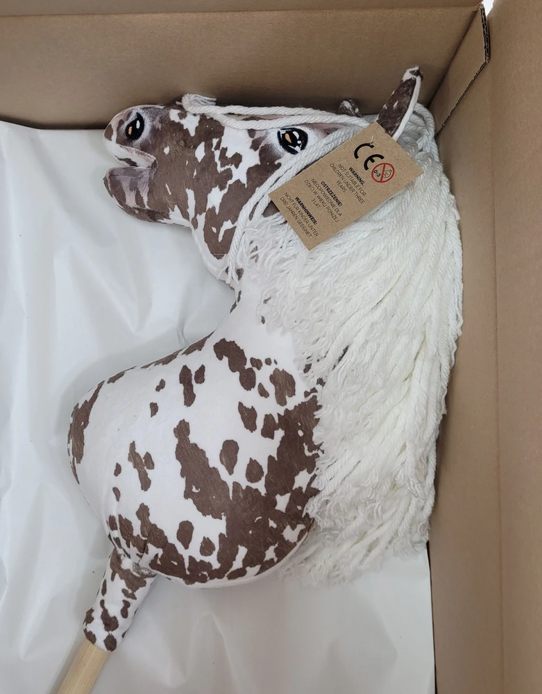Hobby horse arkliukas Super Hobby Horse Premium – rudas leopardinis arkliukas su baltais karčiais A3