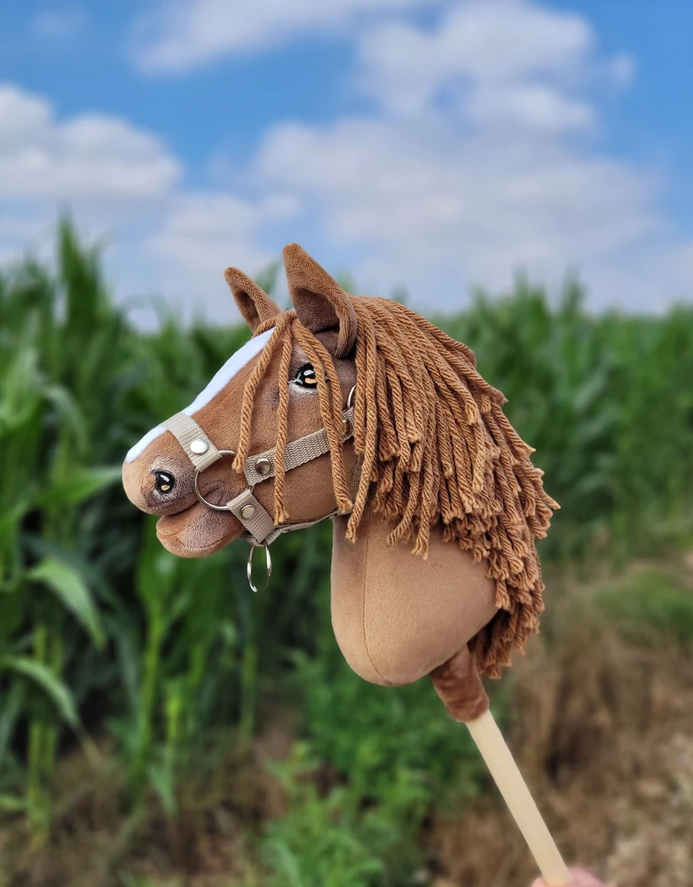 Super Hobby Horse Hobby Horse lazdelinis arkliukas Premium šviesiai kaštoninis A4