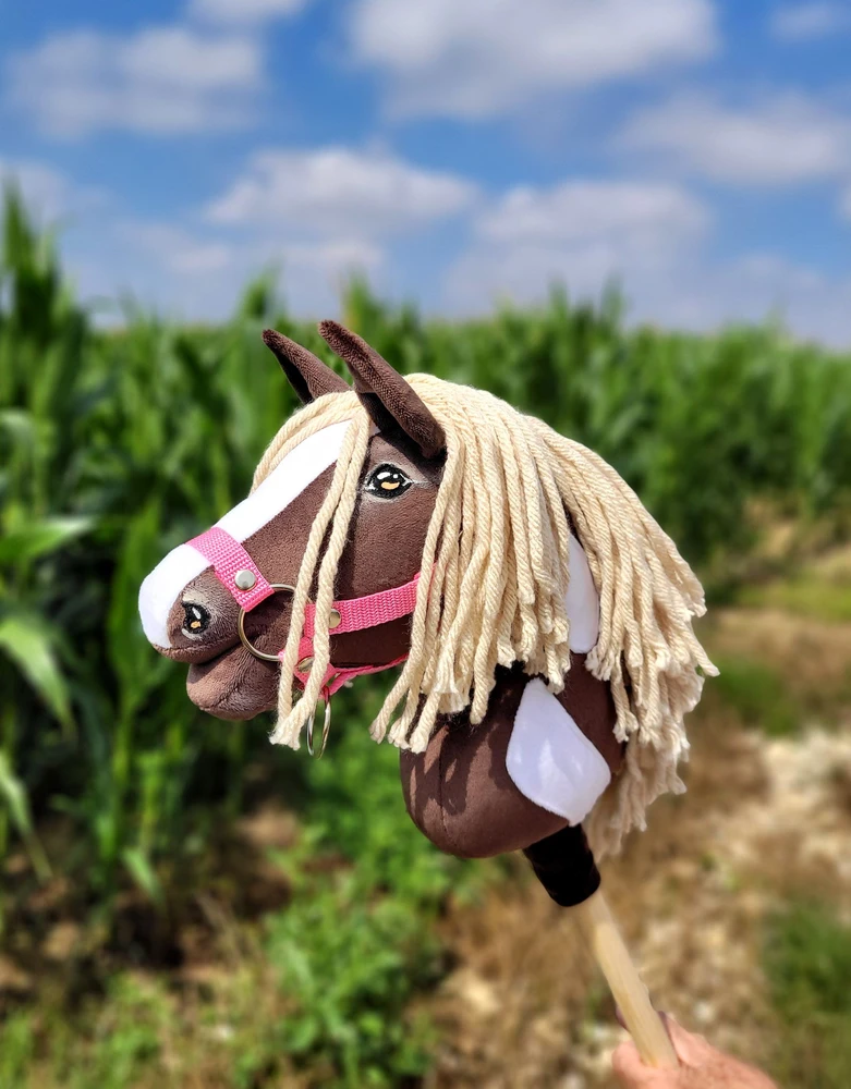 Super Hobby Horse Hobby Horse lazdelinis arkliukas Super Premium western IV tamsiai rudas A4