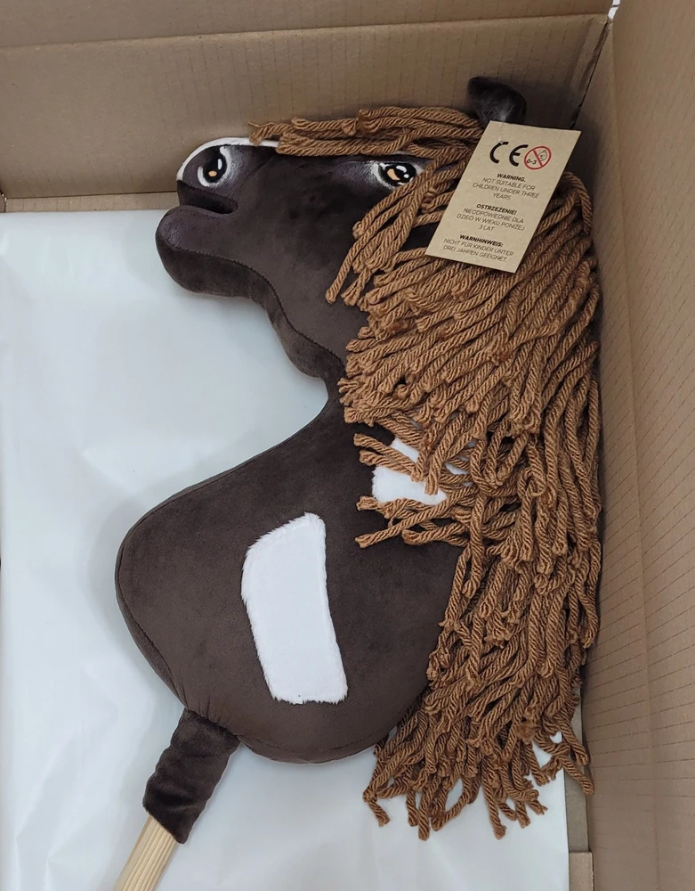 Super Hobby Horse Medinis arkliukas su lazda – tamsiai rudas, vakarietiško stiliaus