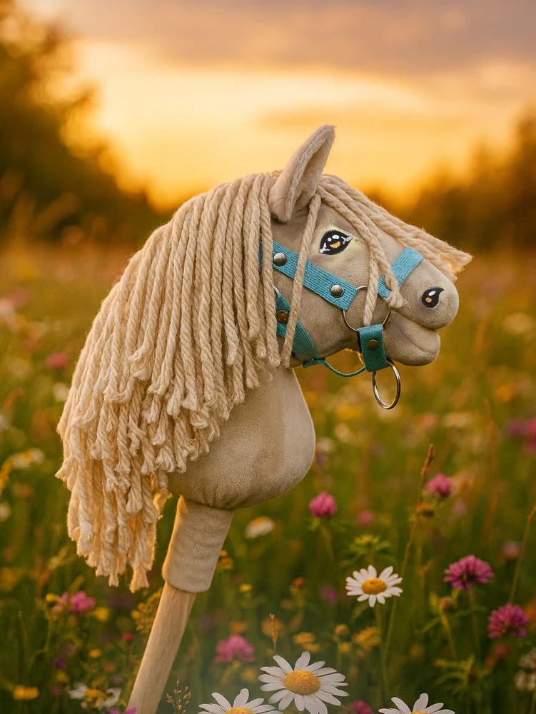 Hobby Horse lazdelinis arkliukas cremello spalvos Premium A5