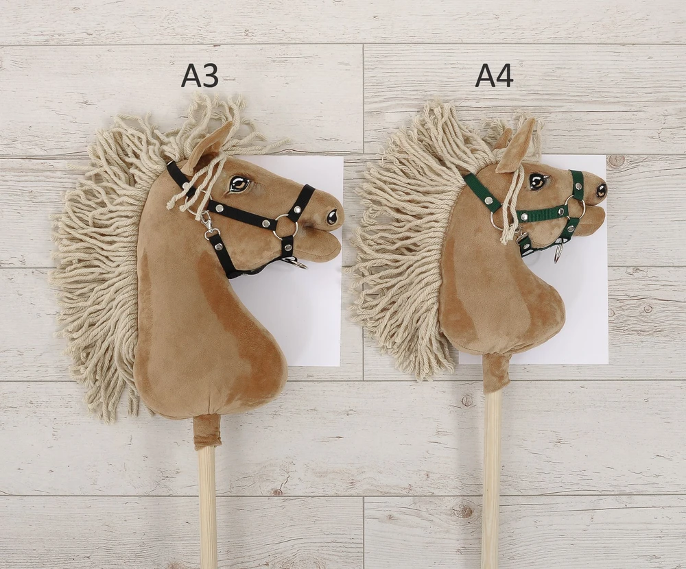 Super Hobby Horse Medinis žirgas su kotu – frizų veislės, premium