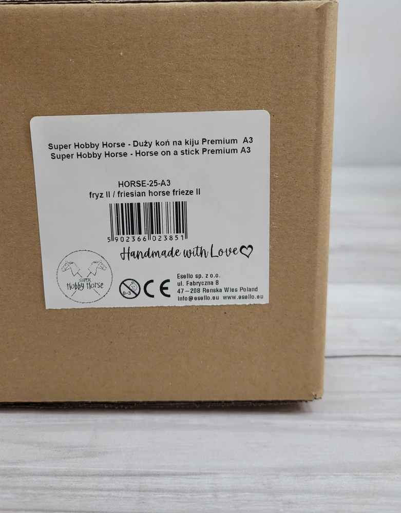 Super Hobby Horse Medinis žirgas su kotu – frizų veislės, premium