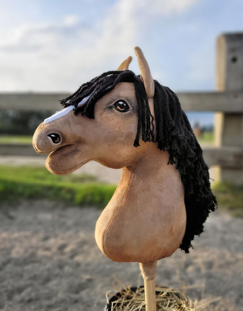 Super Hobby Horse Medinis žirgas ant lazdos šviesiai rudas Premium