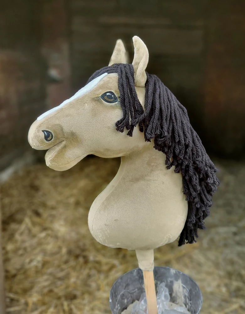 Super Hobby Horse Medinis hobis arkliukas – rudas, premium