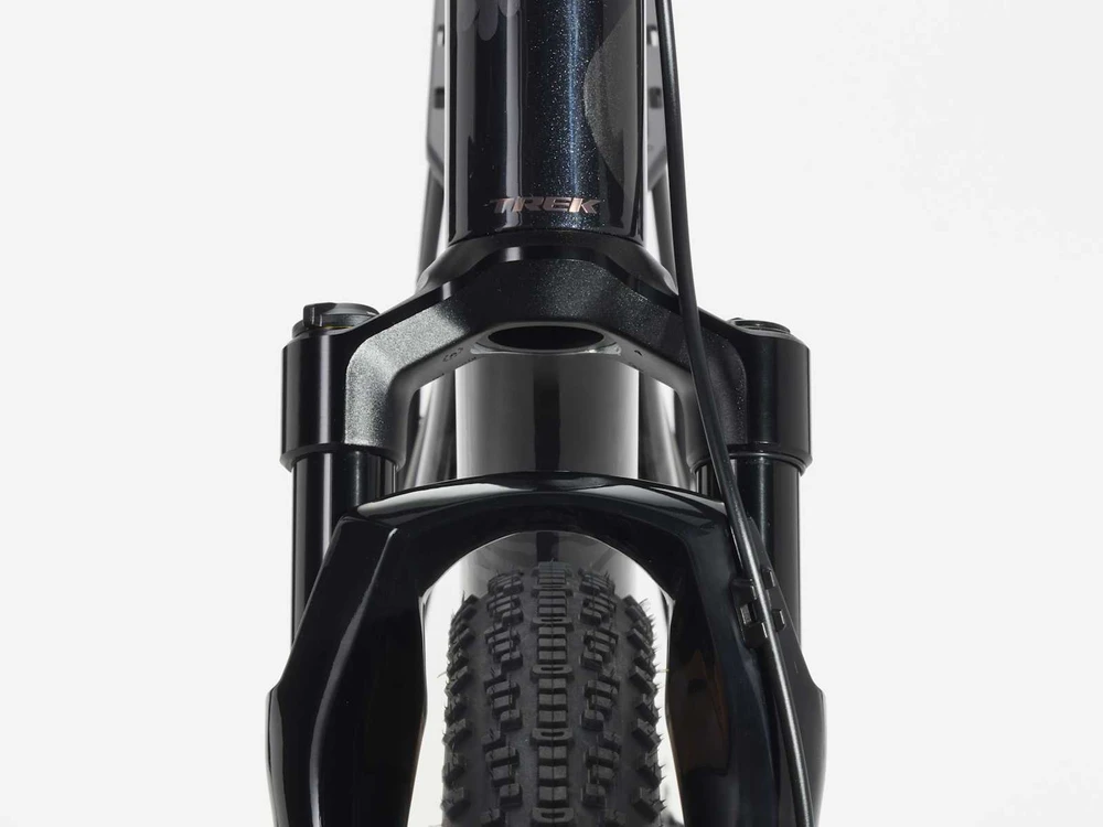 Dviratis 28" TREK Check-OUT SL 5 juodas