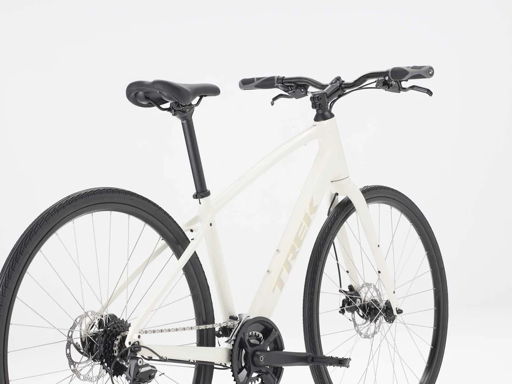 Dviratis 28" TREK FX 1 vyr. baltas