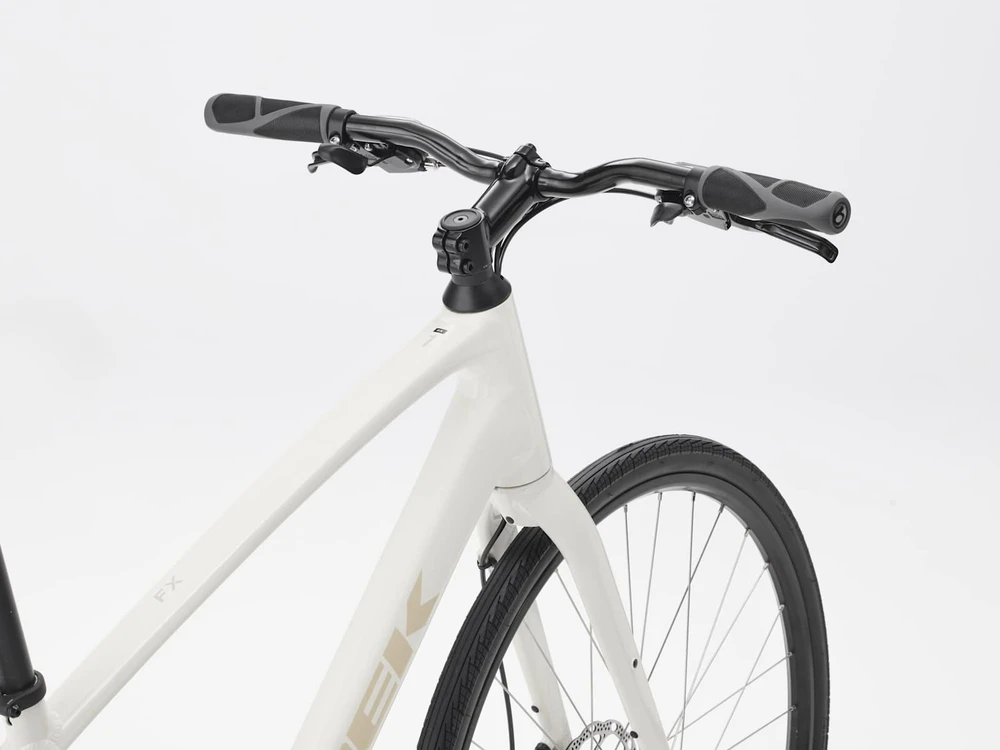 Dviratis 28" TREK FX 1 vyr. baltas
