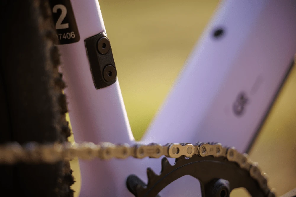 Dviratis 28" Bulls Machete RX1 Gravel Jubi šviesiai violetinė matinė