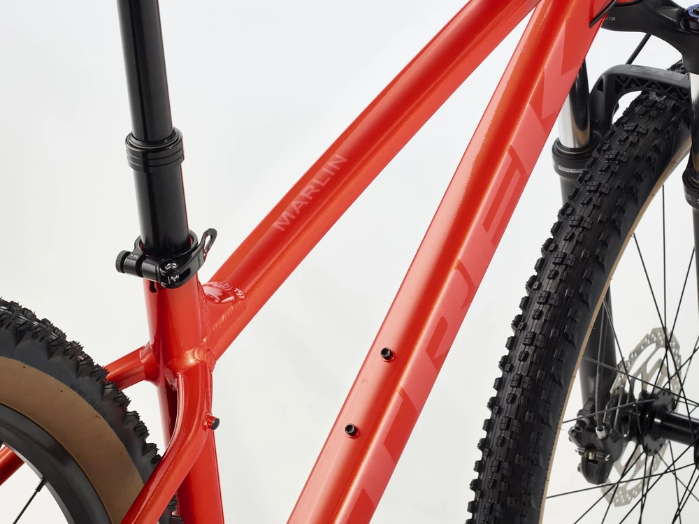 Dviratis 29" TREK Marlin 6 Gen 3 raudonas