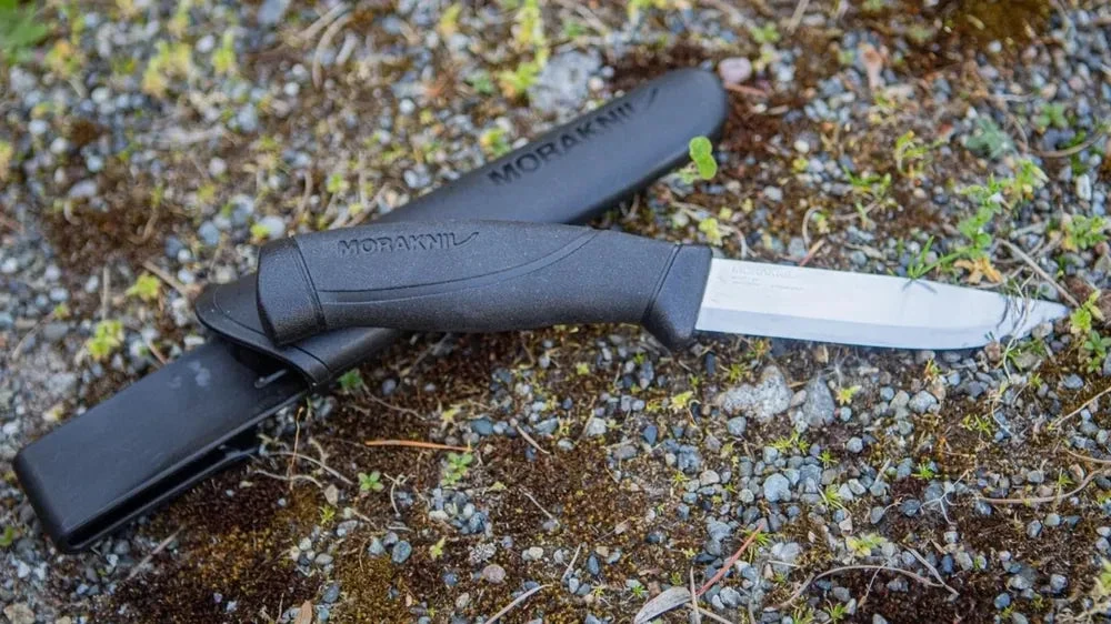 Morakniv® Companion (S) peilis, juodas, nerūdijantis plienas