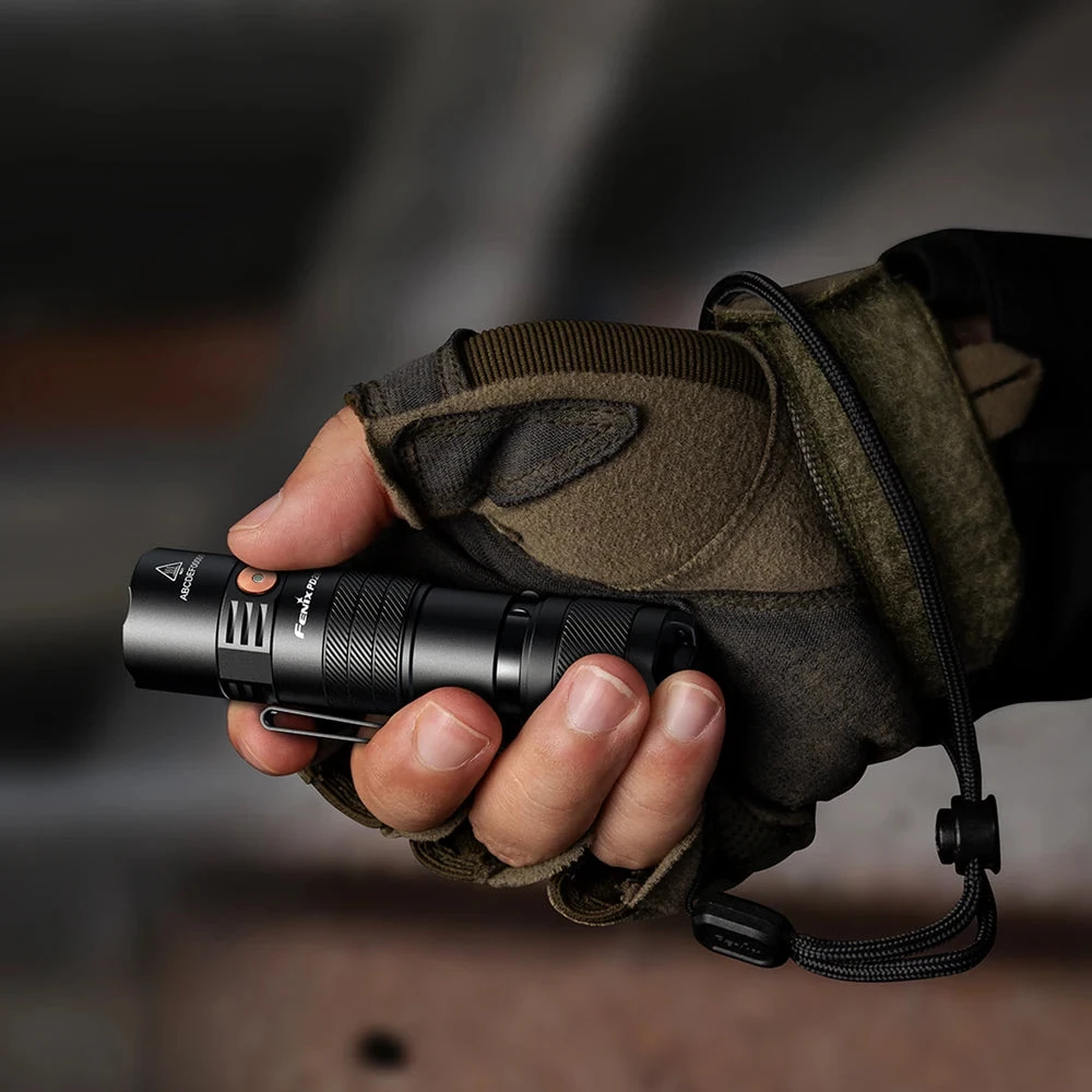 Taktinis LED žibintuvėlis Fenix PD26R ACE
