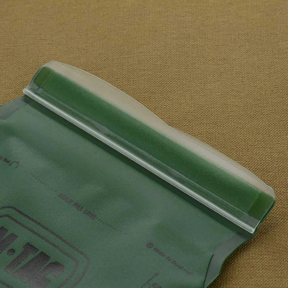 Vandens talpa kuprinei M-Tac, 1.5l