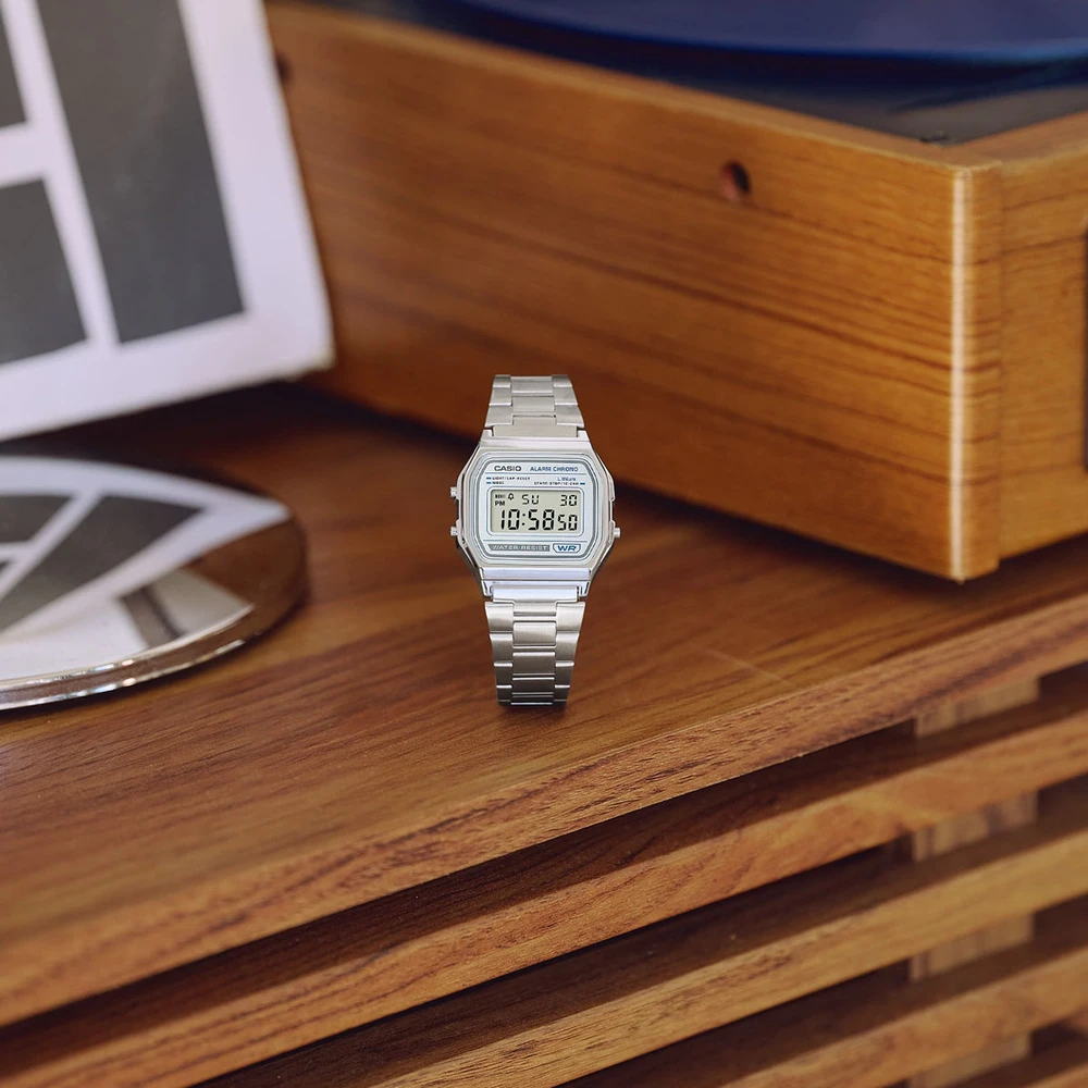 Laikrodis „Casio Vintage 9CFD5“